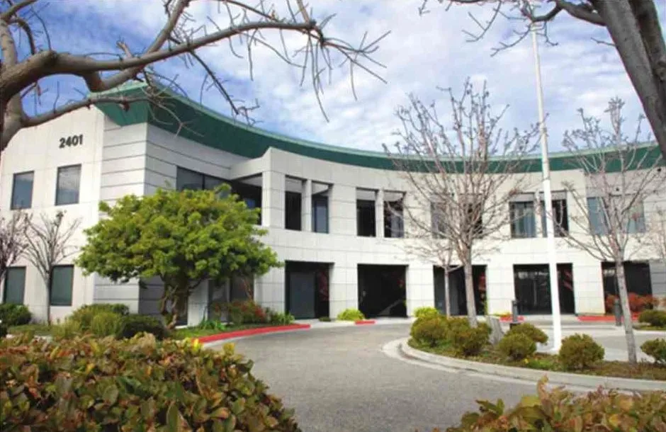 Centro de datos 2401 Walsh Avenue