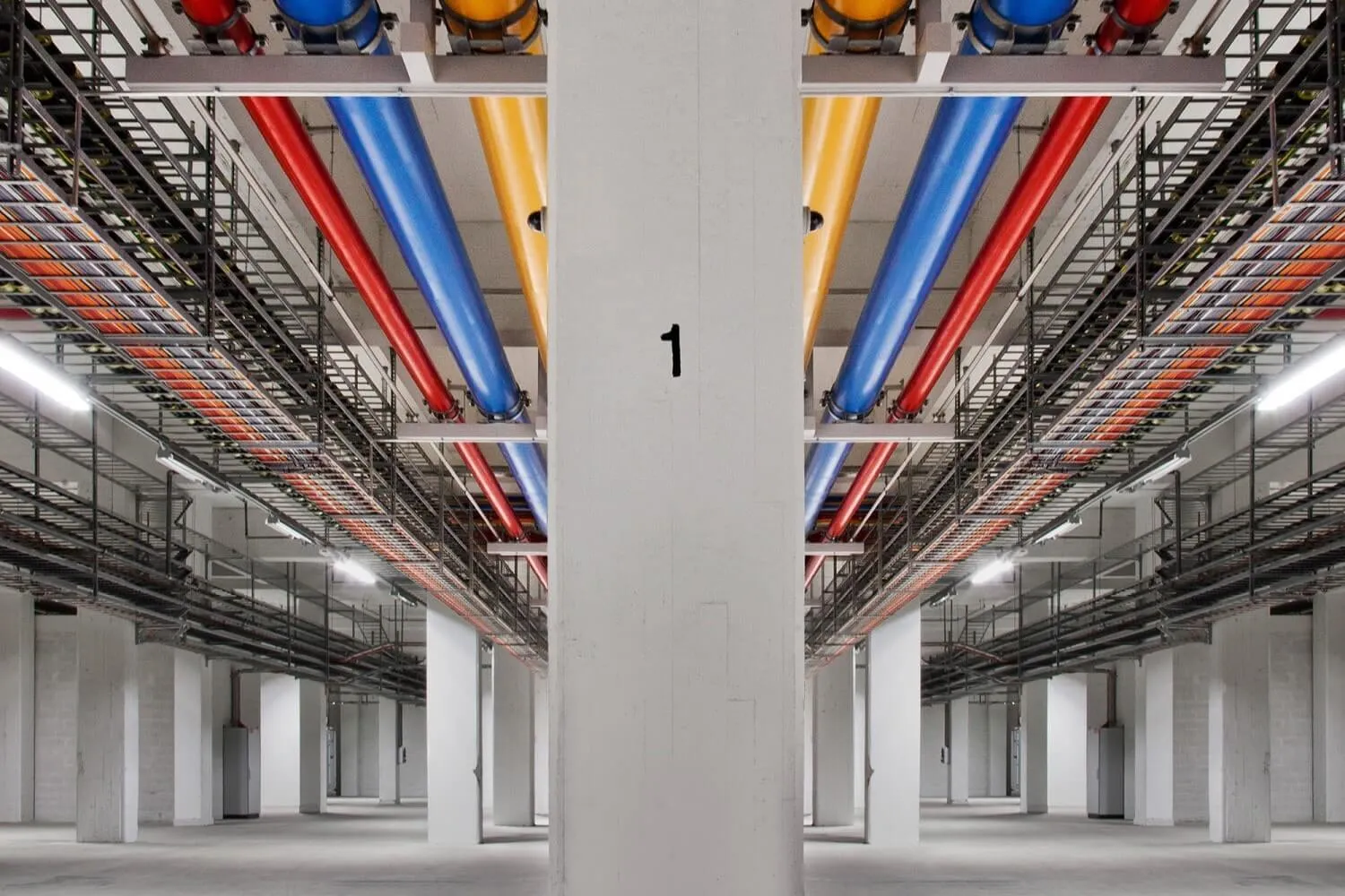 Tuberías de refrigeración Transporte Agua Google Datacenter en Hamina Finlandia ambas aguas grises sin procesar