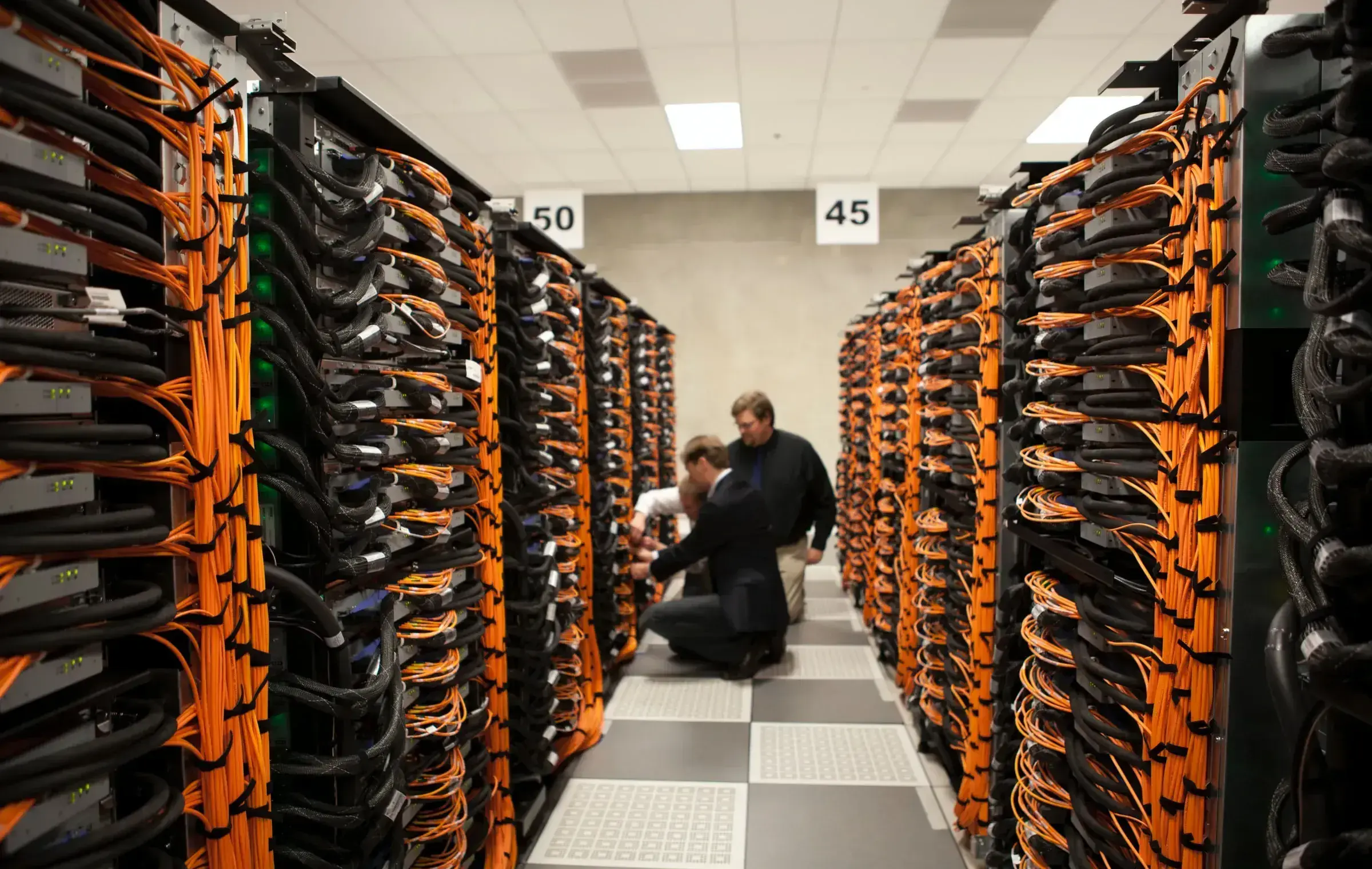 Evoque y ExteNet agregan conectividad de fibra a 14 centros de datos