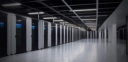 Espacio del centro de datos: exploración de espacios blancos, grises y en rack