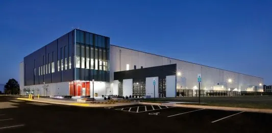 Equinix se acerca a los 5.000 millones de dólares en bonos verdes emitidos y se convierte en el cuarto mayor emisor