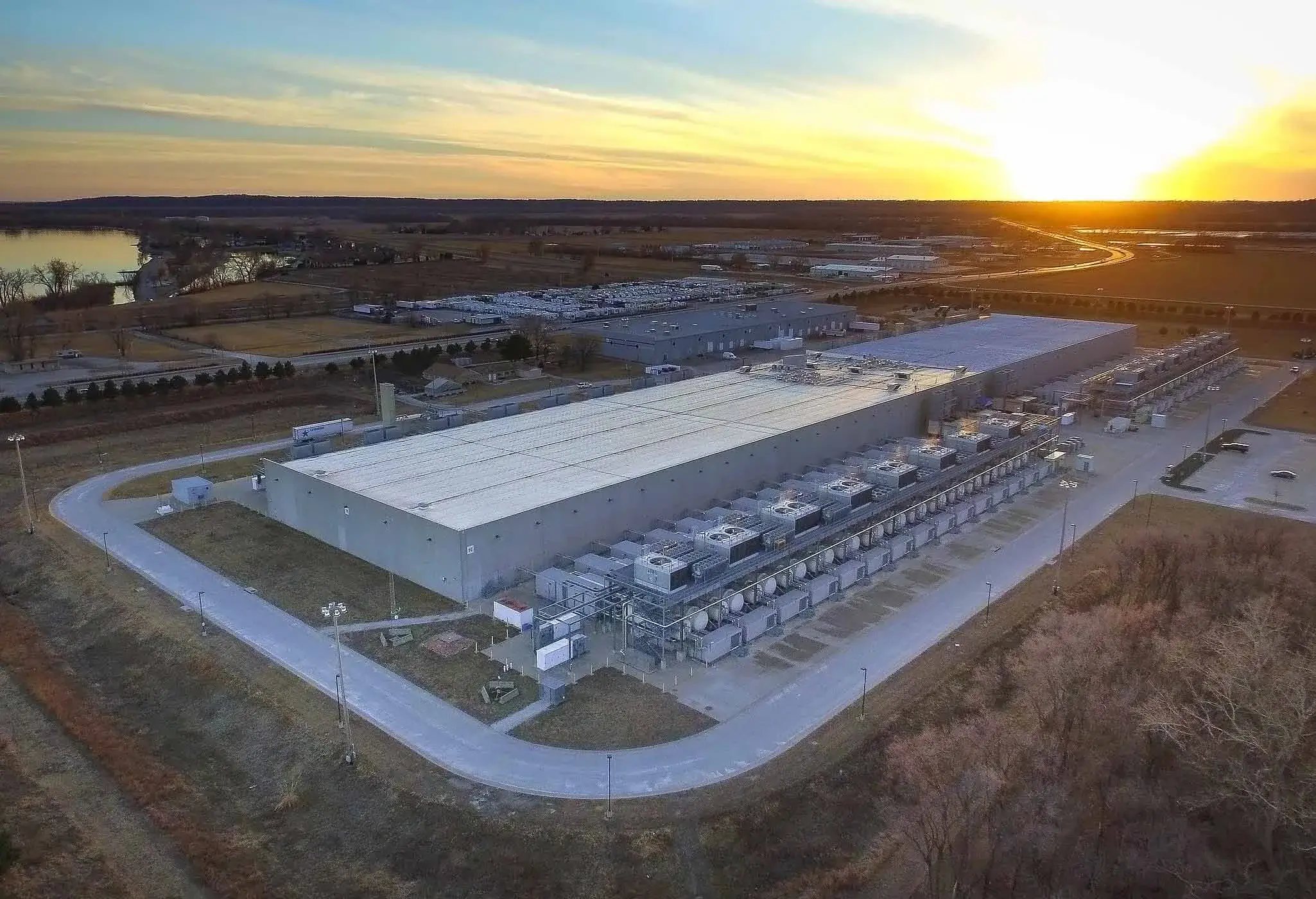 How Much Does it Cost to Build a Data Center?