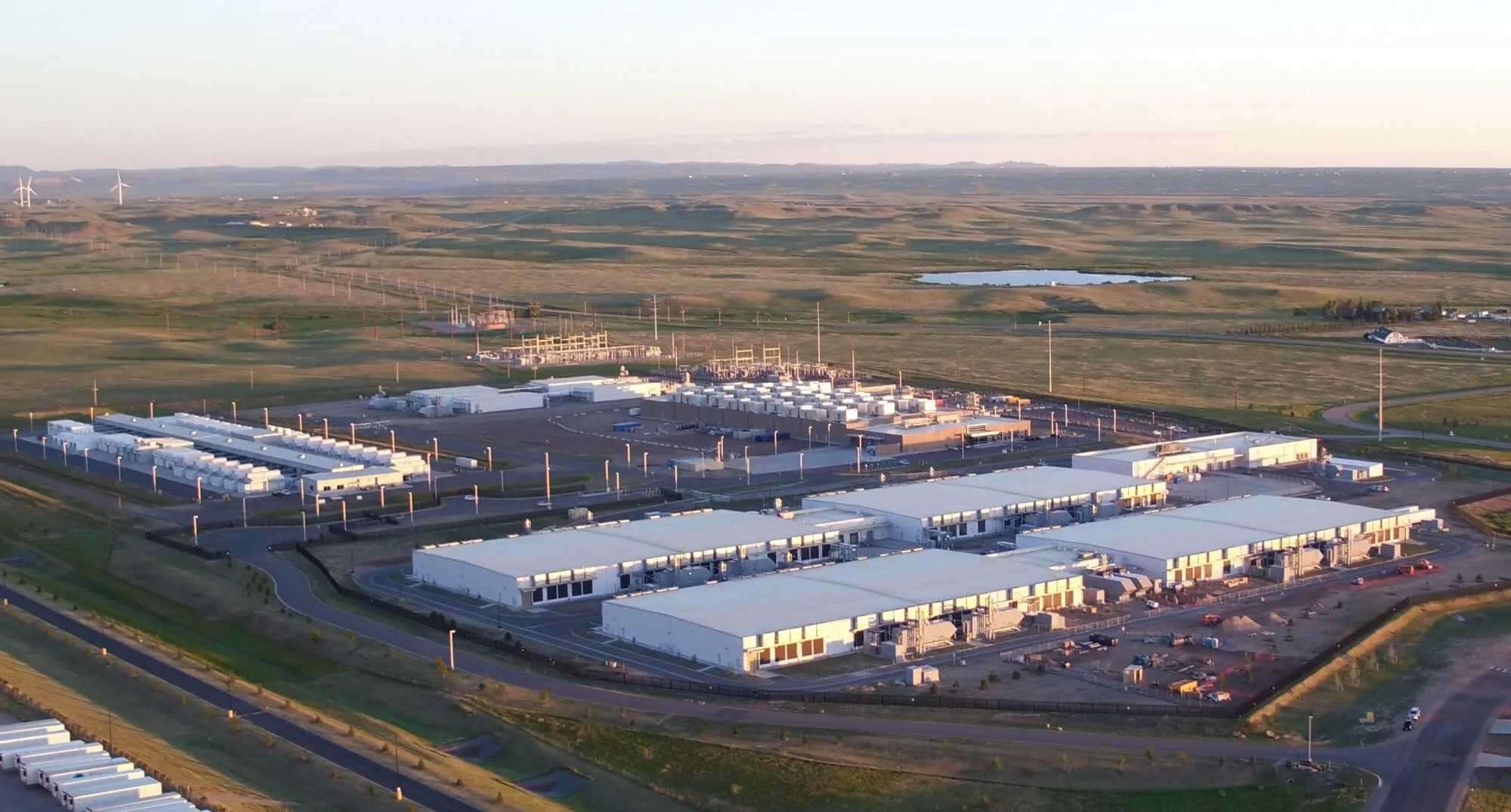 Aérea de la Ubicación de un Centro de Datos de Microsoft en Cheyenne Wyoming en Estados Unidos
