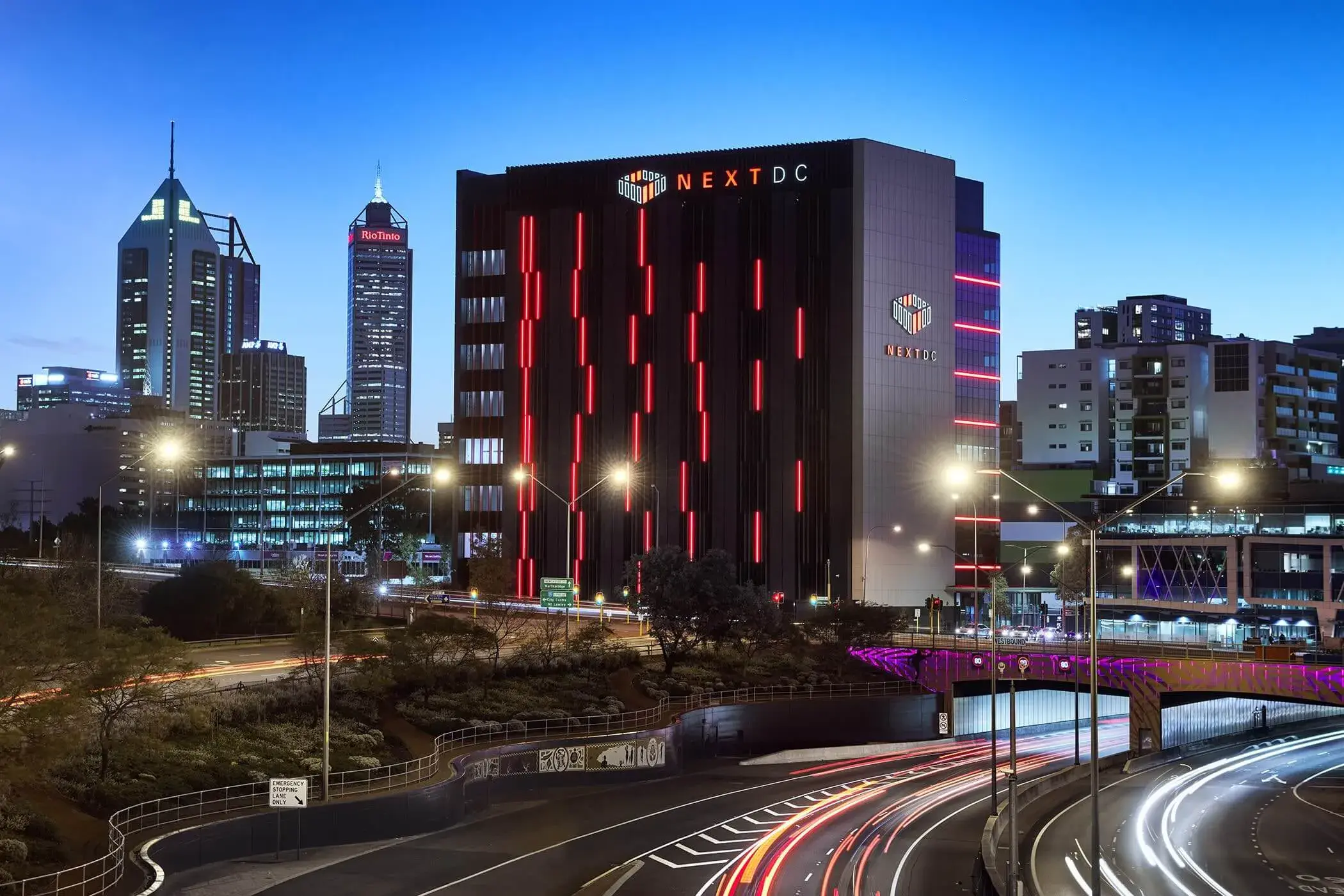 NEXTDC FY21: 400 MW de energía planificada para centros de datos en Australia