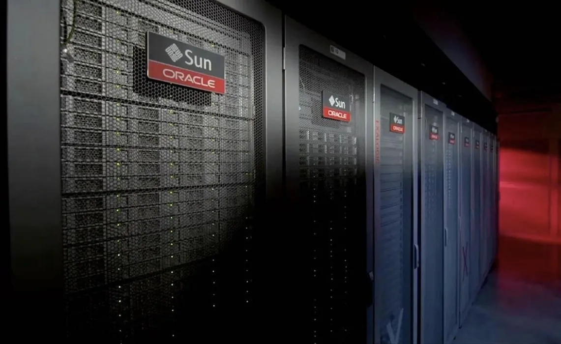 Centros de Almacenamiento de Datos de Oracle con Gabinete para Servidores y Equipos TI