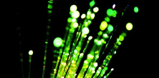 AXA IM Alts y Swiss Life compran lyntia Networks por más de 2.000 millones de euros a Antin