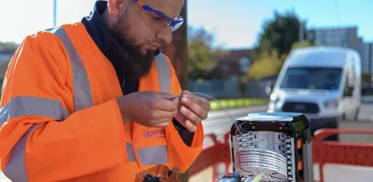 BT Group avanza en el desarrollo de banda ancha FTTP en el Reino Unido por valor de £12 mil millones