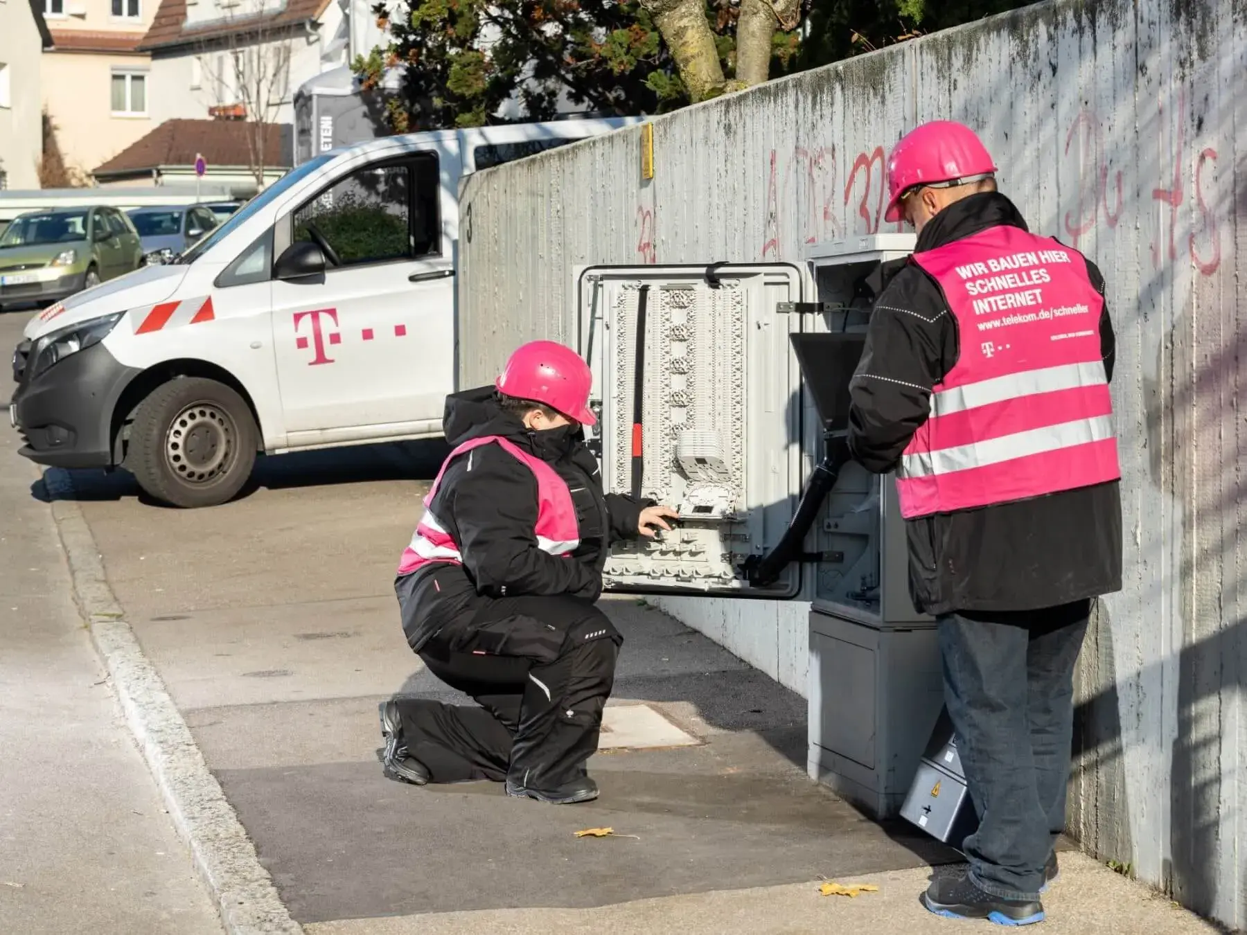 Deutsche Telekom vende el 50% de su participación en la empresa conjunta de fibra alemana de 1.800 millones de euros a IFM