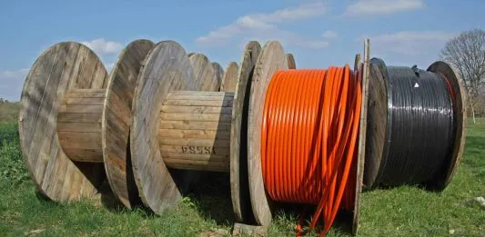 DIF Capital vende el 55% de FiberCo ADTIM a la infraestructura HICL de InfraRed