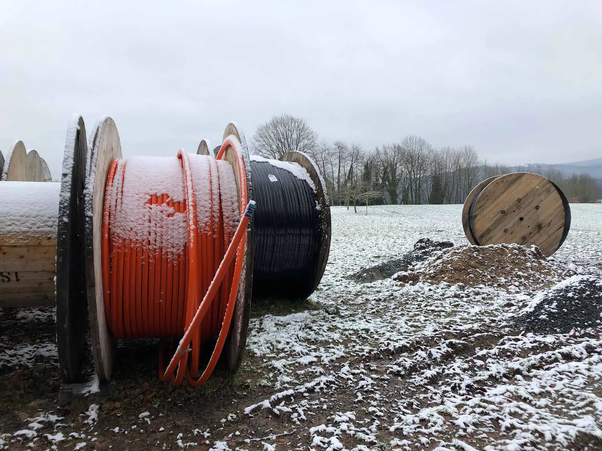 Searchlight Evaluates Acquisition of Consolidated Communications