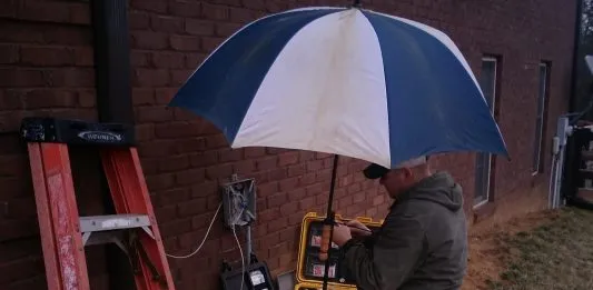 Searchlight Capital, Simple Invest in All Points Broadband