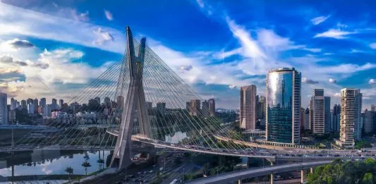 TIM SA Enters Exclusivity with IHS for Brazil FiberCo Spin-Off