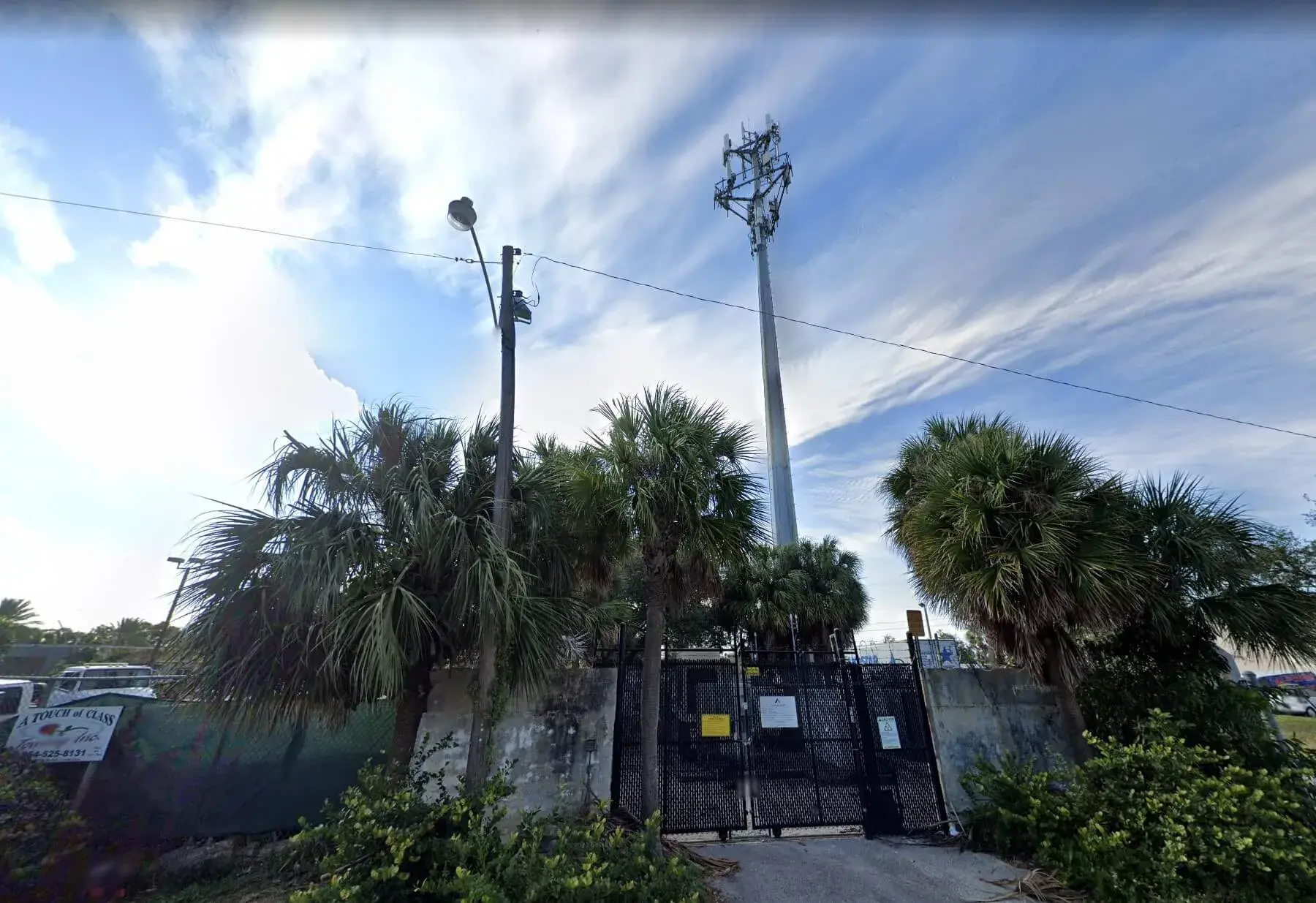 Ejemplo de torre celular de American Tower Fort Lauderdale Florida
