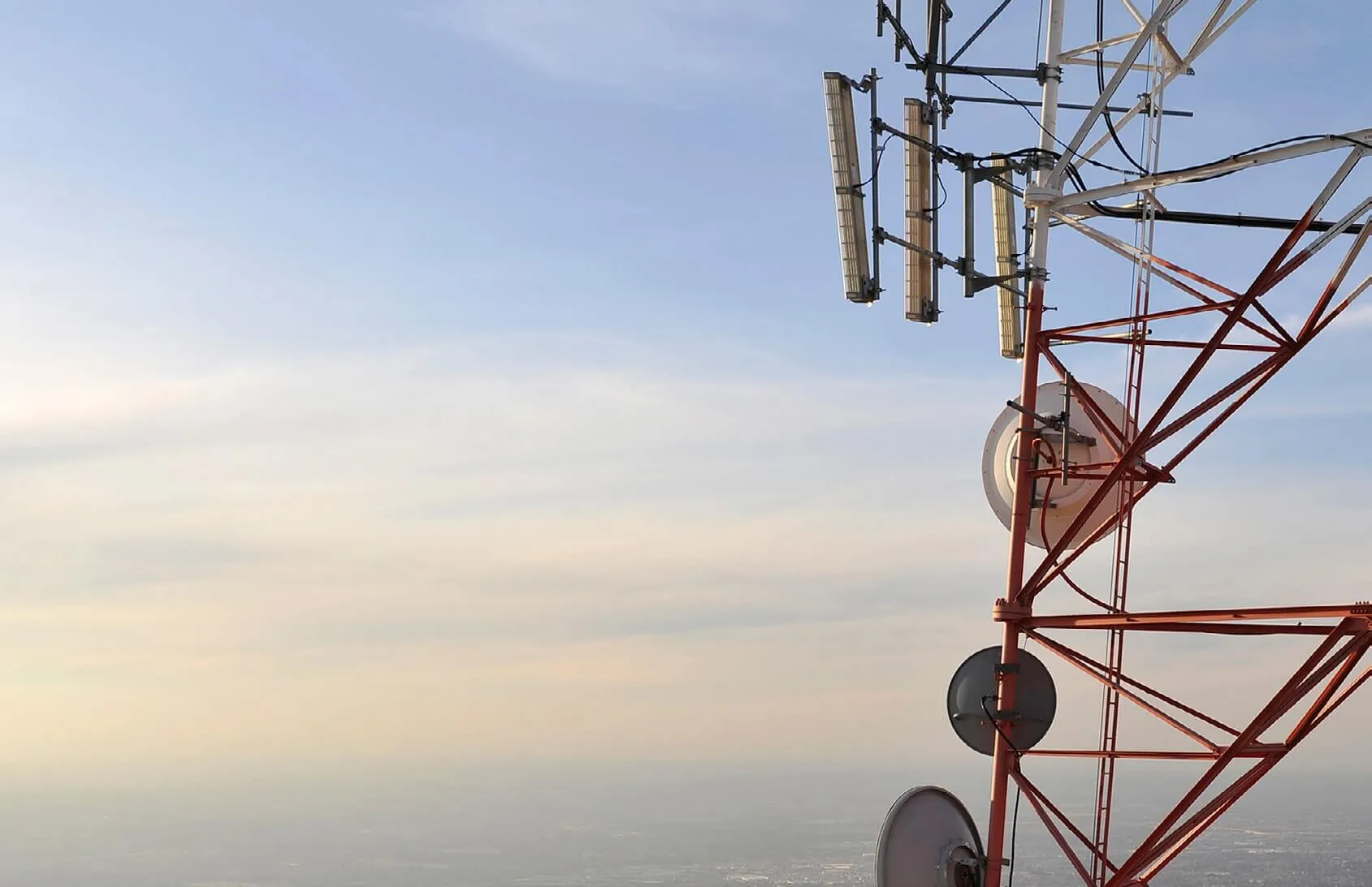 Helios Towers Buys 2.9k Sites from Omantel at $615m Valuation